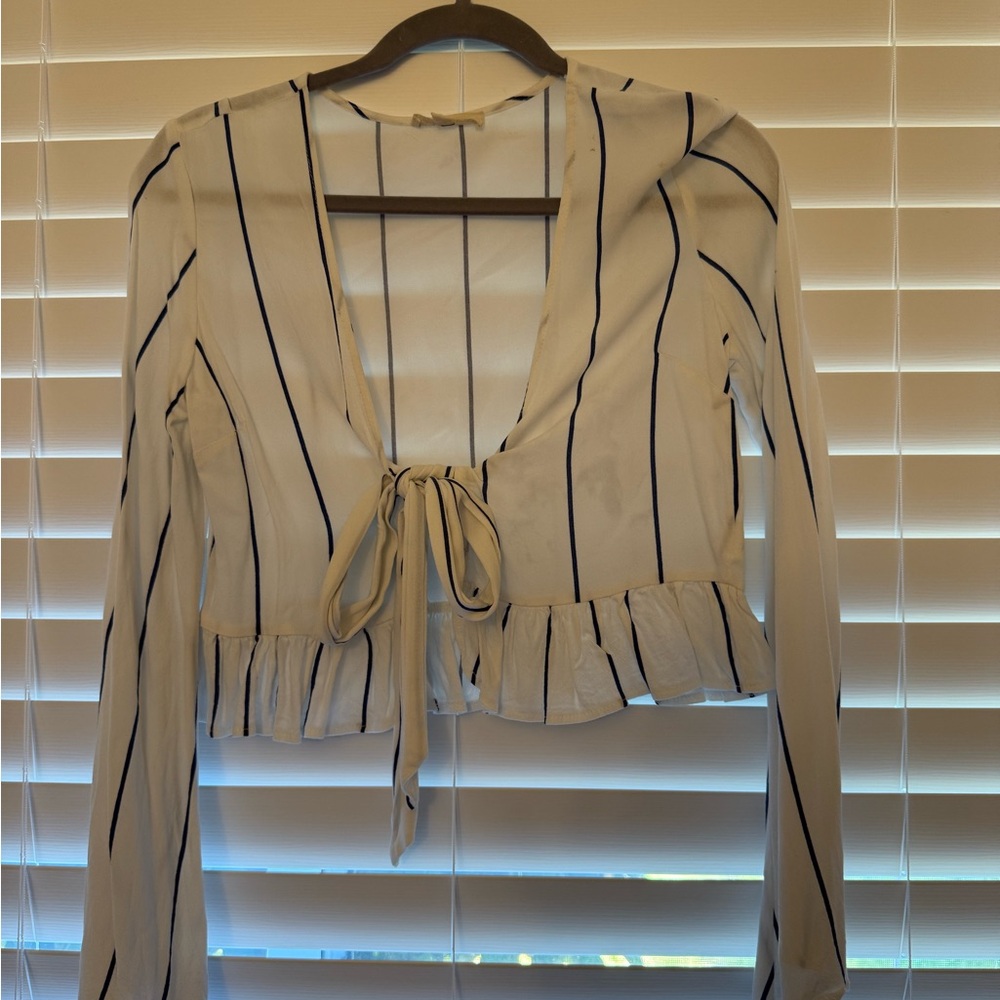 La Hearts Striped Puff Sleeve Crop Blouse